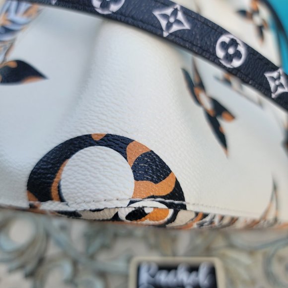 ❌❌SOLD ❌❌ Louis Vuitton NeoNoe Giant Jungle Ivory - Picture 9 of 16